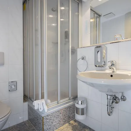 Stettiner Hof 3*